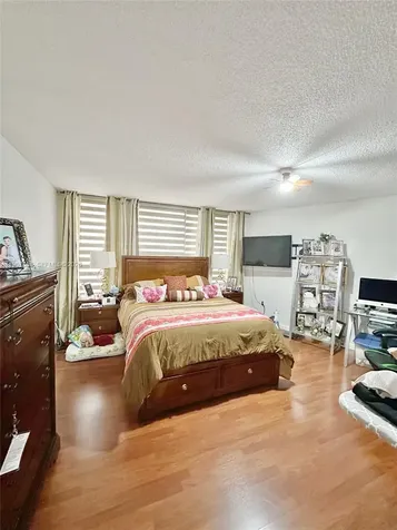 13953 Kendale Lakes Circle Miami FL 33183