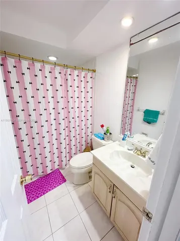 13953 Kendale Lakes Circle Miami FL 33183