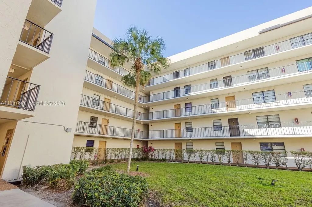 6193 Rock Island Road Tamarac FL 33319