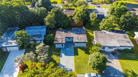 7302 NW 65th Street Tamarac FL 33321