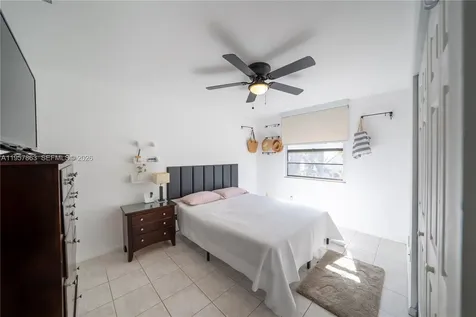 15552 SW 48th Street Miami FL 33185