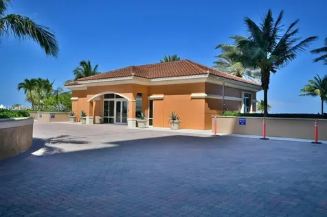 2080 S Ocean Drive Hallandale Beach FL 33009