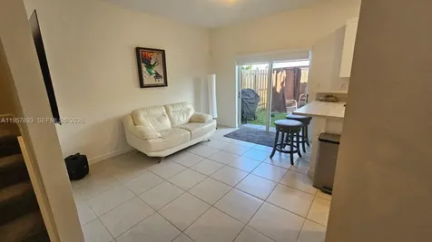 1146 SE 26th Terrace Homestead FL 33035