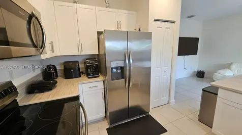 1146 SE 26th Terrace Homestead FL 33035