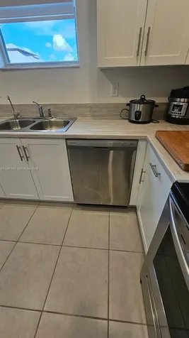 1146 SE 26th Terrace Homestead FL 33035