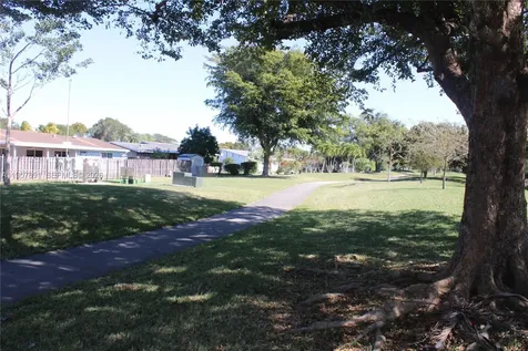 12965 SW 76th Terrace Miami FL 33183