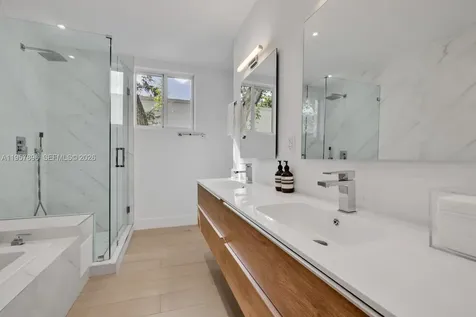 2851 SW 33rd Court Miami FL 33133