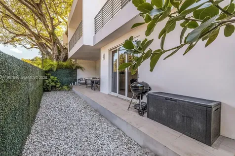2851 SW 33rd Court Miami FL 33133