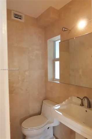 7312 Gary Avenue Miami Beach FL 33141