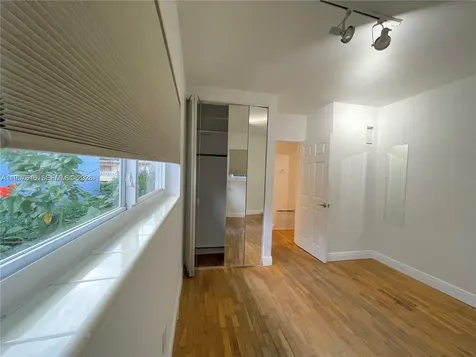 7312 Gary Avenue Miami Beach FL 33141