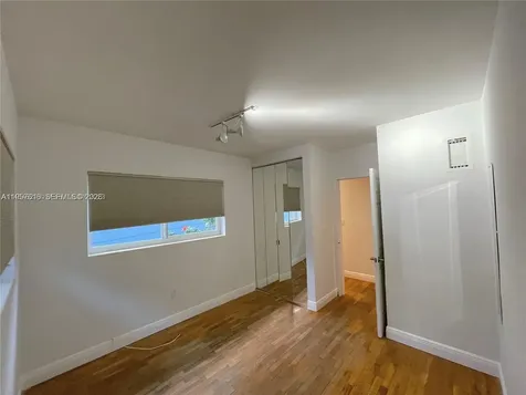 7312 Gary Avenue Miami Beach FL 33141