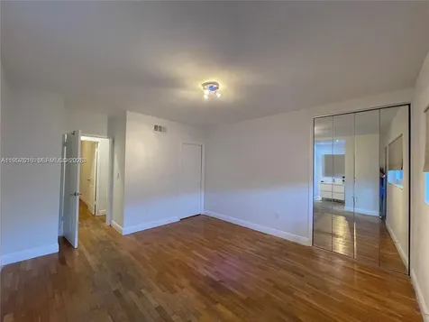 7312 Gary Avenue Miami Beach FL 33141