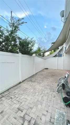 7312 Gary Avenue Miami Beach FL 33141