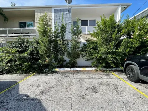 7312 Gary Avenue Miami Beach FL 33141