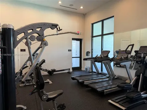11032 W 33rd Way Hialeah FL 33018