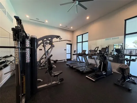 11032 W 33rd Way Hialeah FL 33018