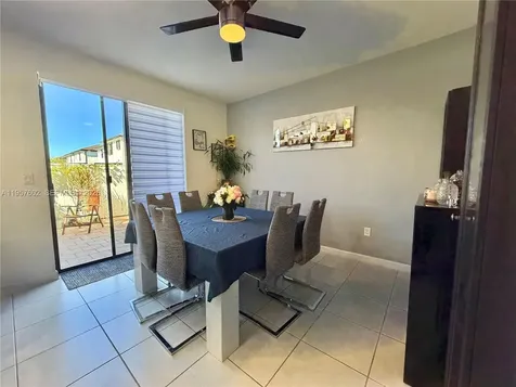11032 W 33rd Way Hialeah FL 33018