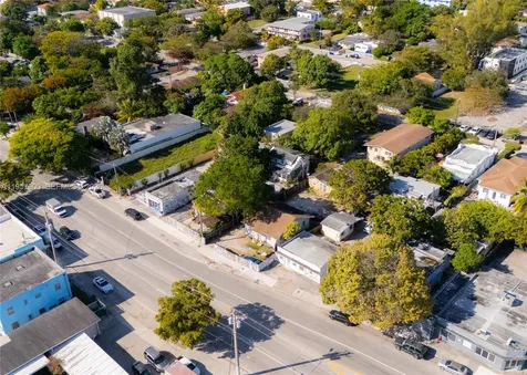 727 NW 29th Street Miami FL 33127