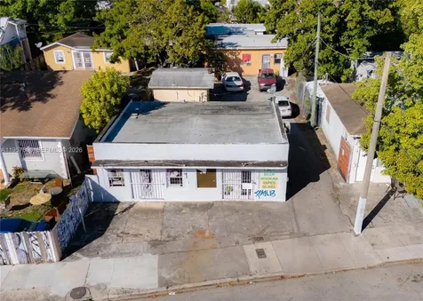 727 NW 29th Street Miami FL 33127