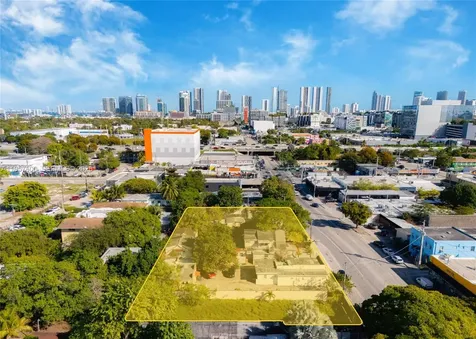 727 NW 29th Street Miami FL 33127