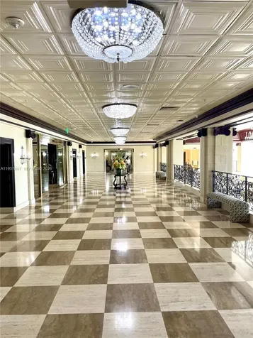 Hallandale Beach FL 33009