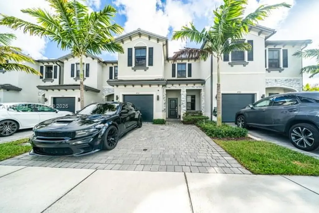 492 NW 203rd Terrace Miami Gardens FL 33169