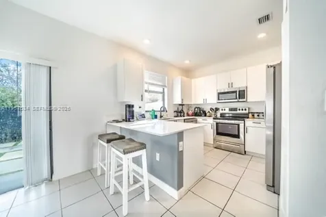 492 NW 203rd Terrace Miami Gardens FL 33169