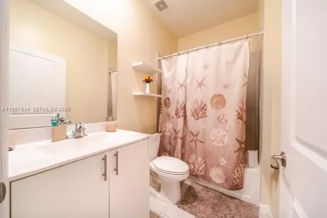 492 NW 203rd Terrace Miami Gardens FL 33169