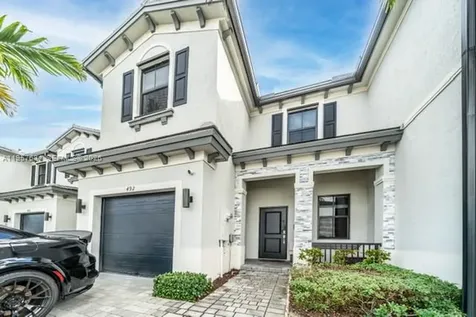492 NW 203rd Terrace Miami Gardens FL 33169
