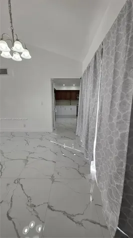 7085 W Sunrise Boulevard Plantation FL 33313
