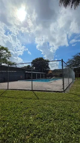 7085 W Sunrise Boulevard Plantation FL 33313