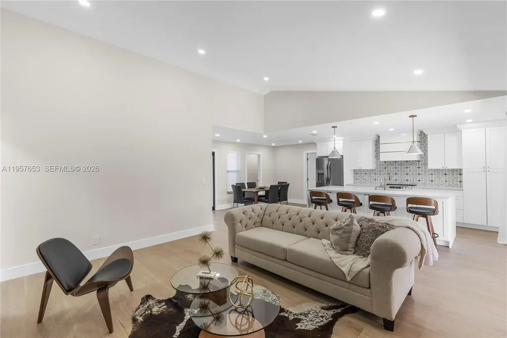 9234 Southampton Place Boca Raton FL 33434