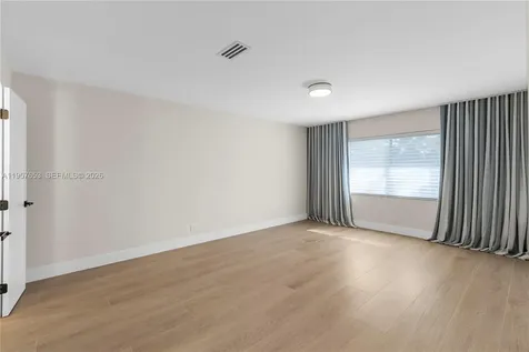 9234 Southampton Place Boca Raton FL 33434