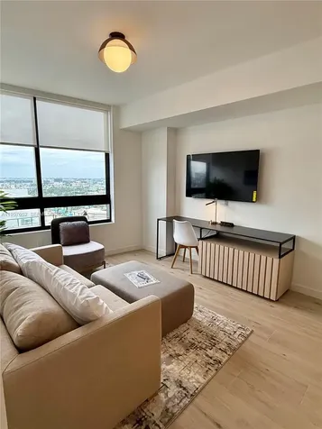 225 N Miami Avenue Miami FL 33128