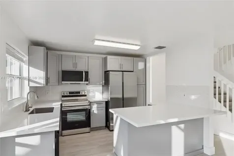 1378 SW 180th Avenue Pembroke Pines FL 33029