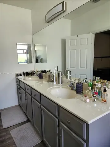 11629 NW 87th Lane Doral FL 33178