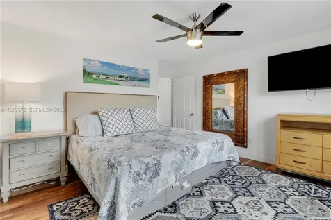 8445 SE Bayberry Terrace Hobe Sound FL 33455