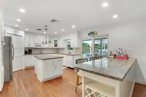 8445 SE Bayberry Terrace Hobe Sound FL 33455