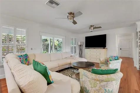 8445 SE Bayberry Terrace Hobe Sound FL 33455