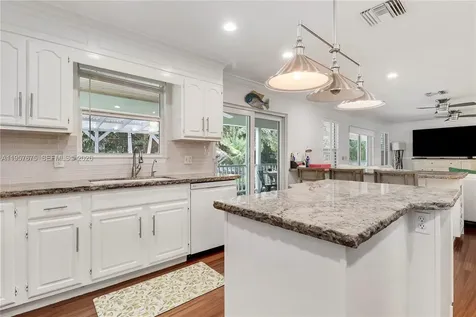 8445 SE Bayberry Terrace Hobe Sound FL 33455