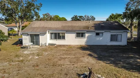 4487 Pocatella North Port FL 34287