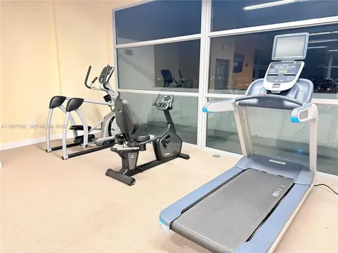 36 NW 6th Avenue Miami FL 33128