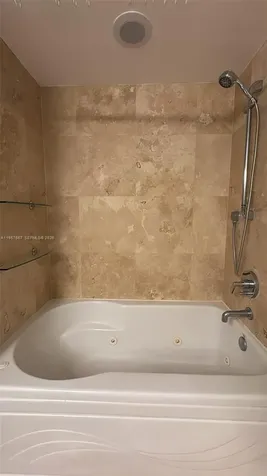 41 SE 5th Street Miami FL 33131