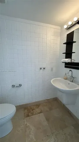 41 SE 5th Street Miami FL 33131