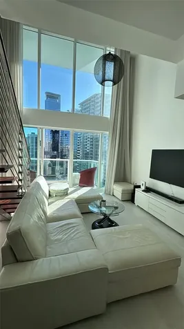 41 SE 5th Street Miami FL 33131