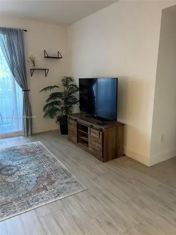 3500 Coral Way Miami FL 33145