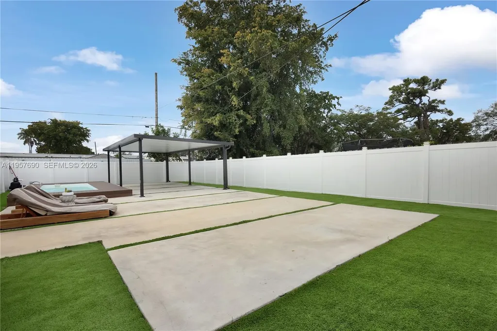 1021 SW 22nd Avenue Fort Lauderdale FL 33312