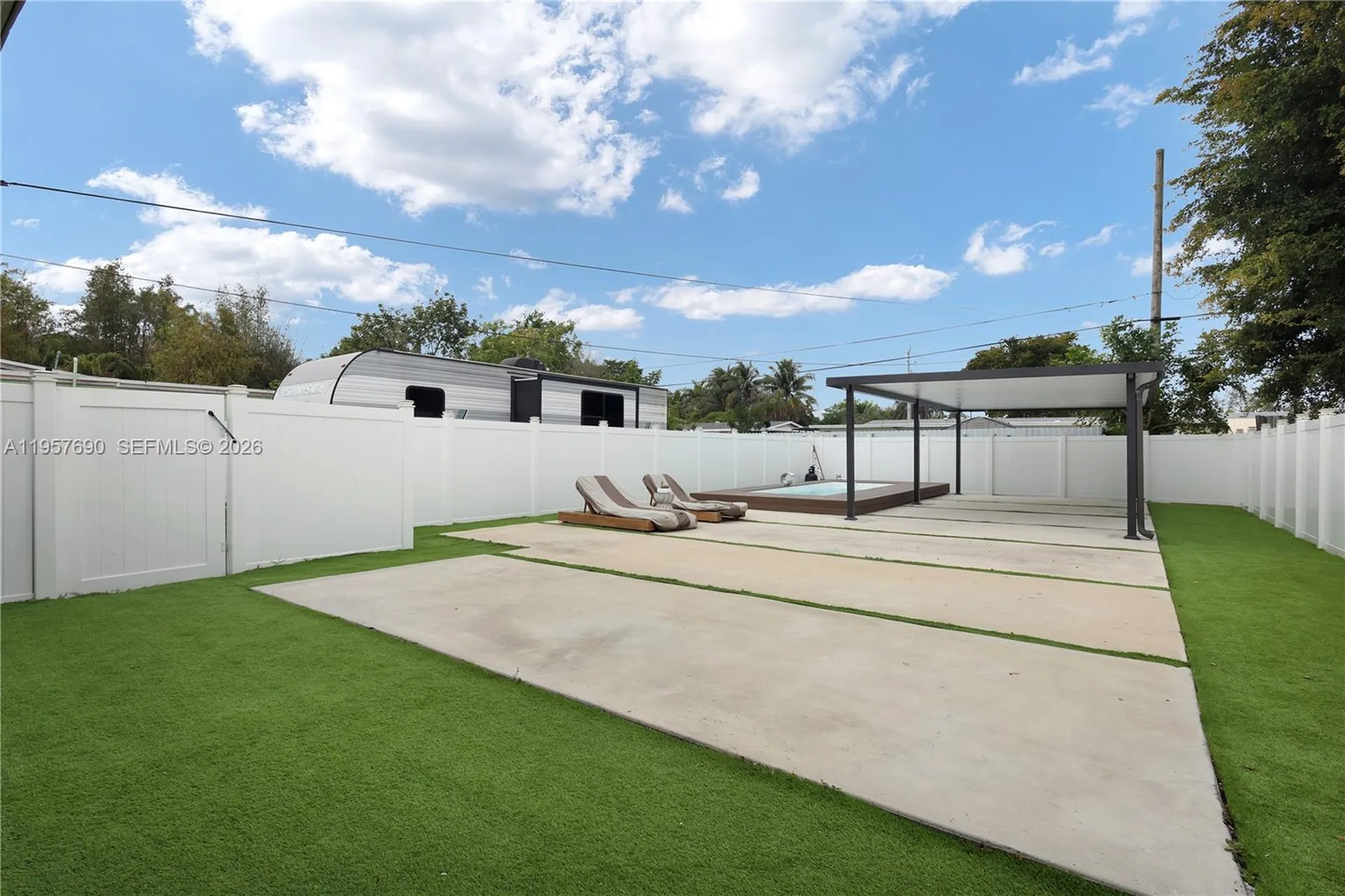 1021 SW 22nd Avenue Fort Lauderdale FL 33312