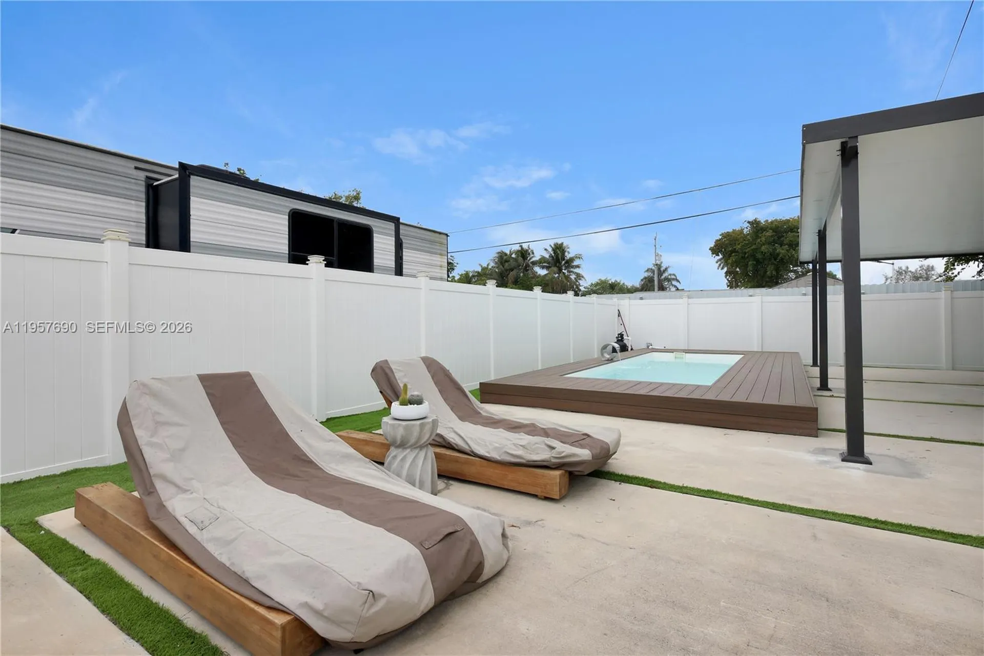 1021 SW 22nd Avenue Fort Lauderdale FL 33312