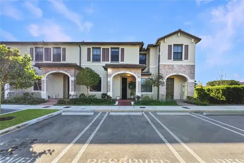 11456 W 33rd Way Hialeah FL 33018